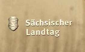 Wappen an Wand vom S&auml;chsischen Landtag