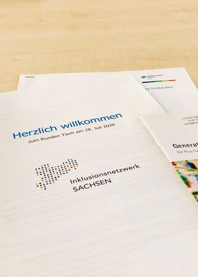 Foto mit Abbildung vom Handout